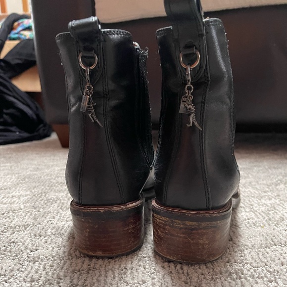 Coach Bowery Boots size 9 - Picture 5 of 6